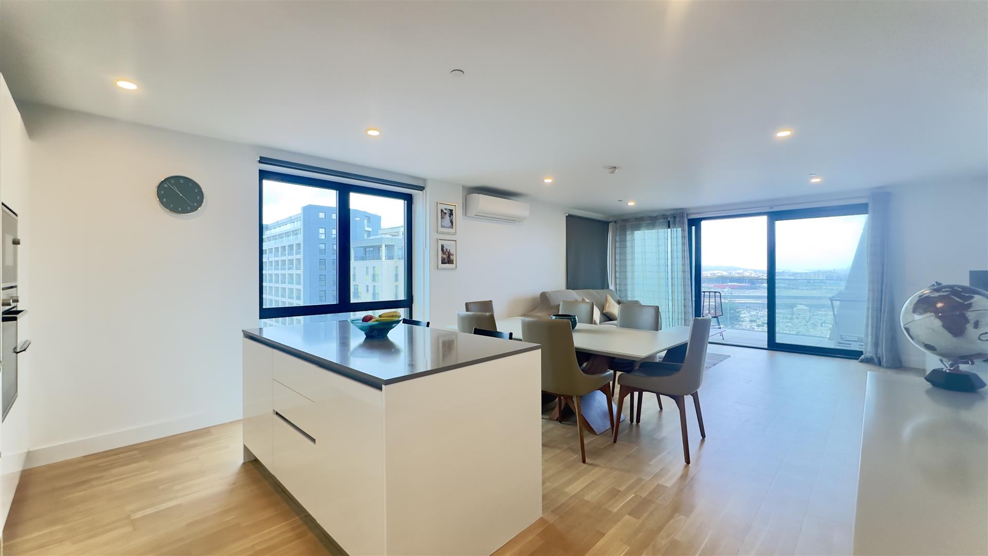 Image of Apartment - 3 Bedrooms - 2 Bathrooms for Sale in Forbes-Gibraltar, Image 9